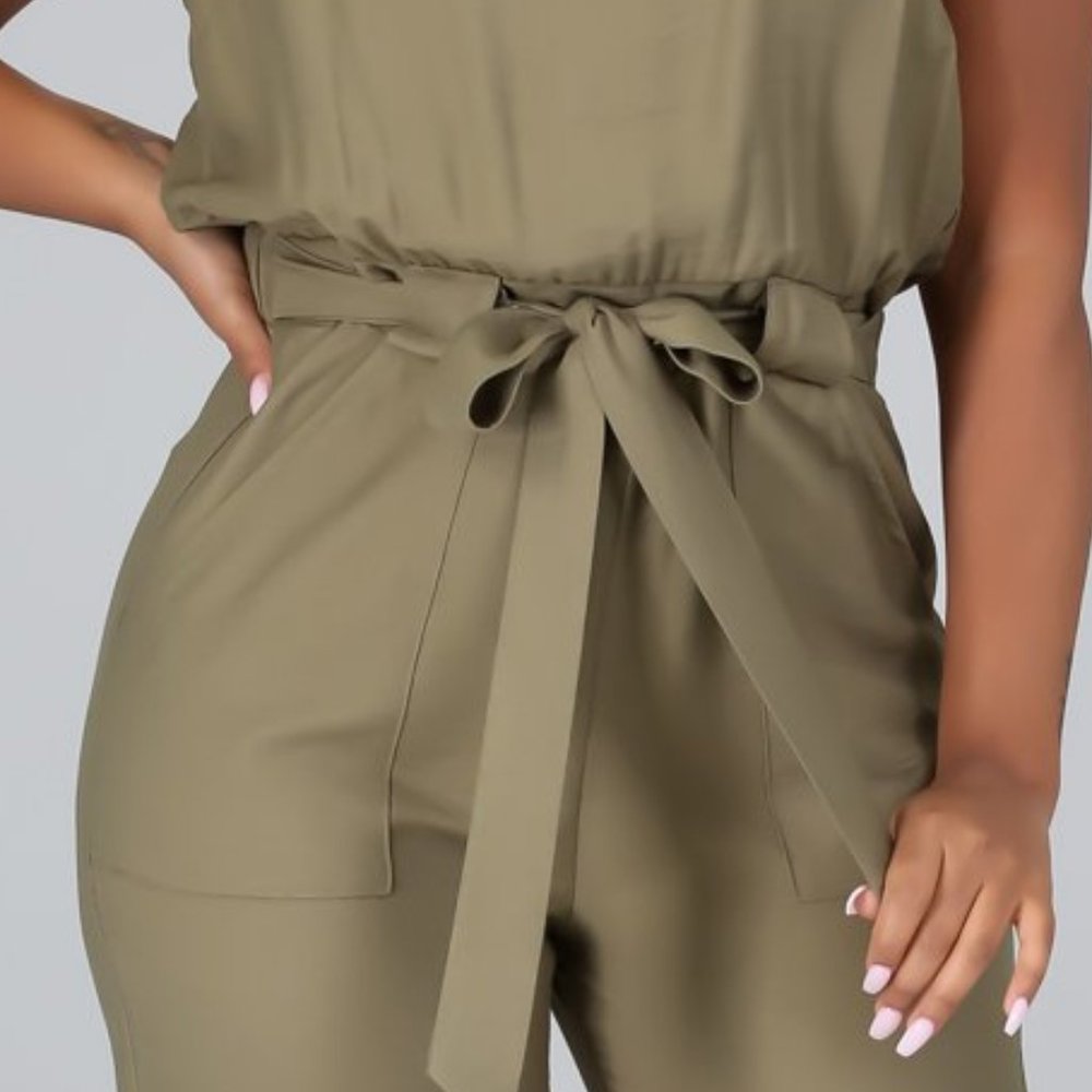 Sale🎉Dressy Basic Light Olive Jumpsuit - Picture 3 of 4
